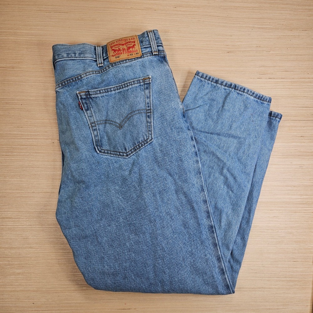 Levi's 550 Jeans Men 42x32 Fit 42x31 Blue Relaxed Fit Tapered Leg Denim Pants